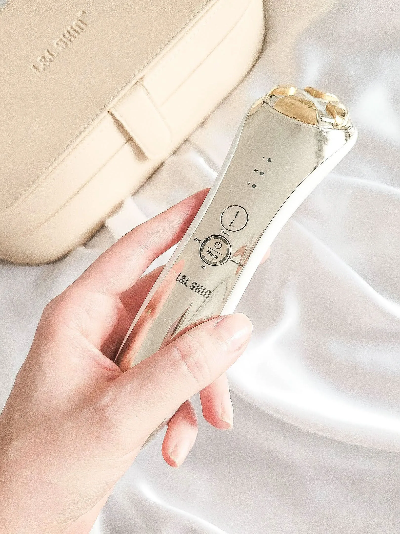 KIRA 24k Gold Skin Tightening Beauty Device