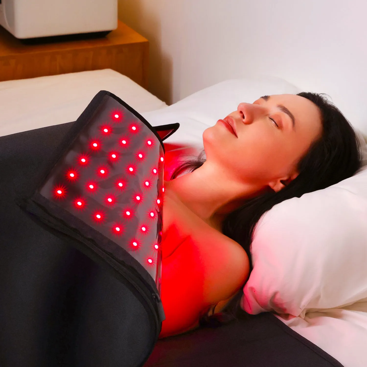 Megelin Red and Infrared Light Therapy Bag